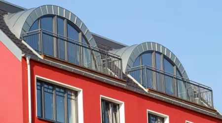 Dachgaube mit Balkon