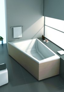 Eckbadewanne einbauen