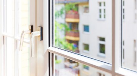 Geschlossene Aluminiumfenster