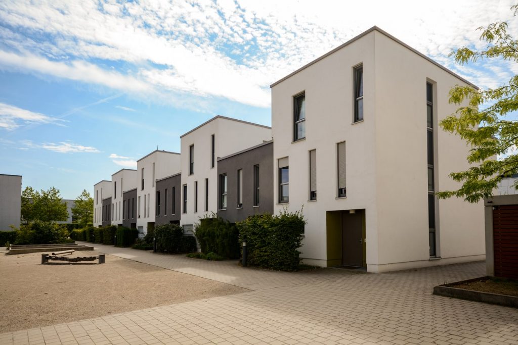 Moderne Stadt Reihenhäuser