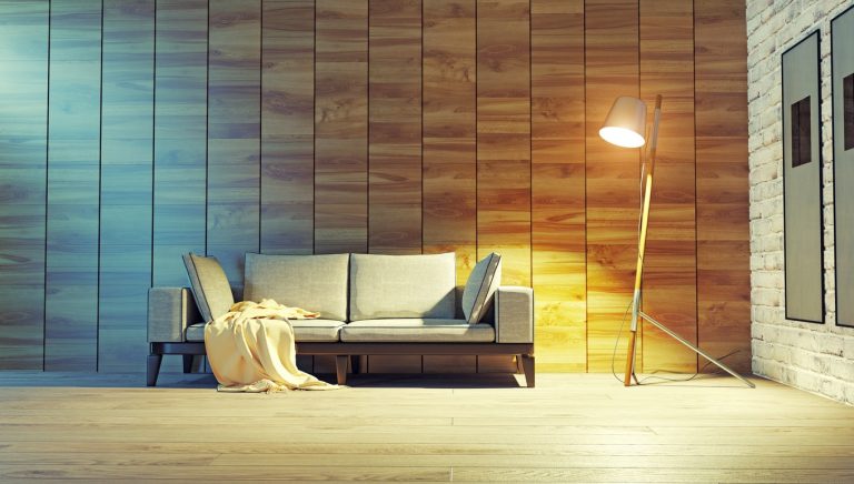 Wand in einem Wohnzimmer mit Wandpaneelen aus Holz