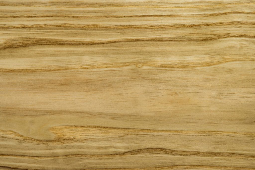 Platte aus Eschenholz