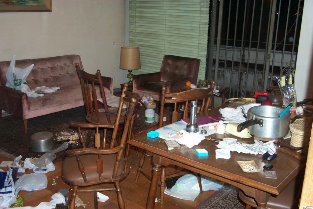 Verdreckte, unordentliche Messiwohnung