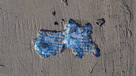 Schäden am Putz eines Wärmedämmverbundsystems