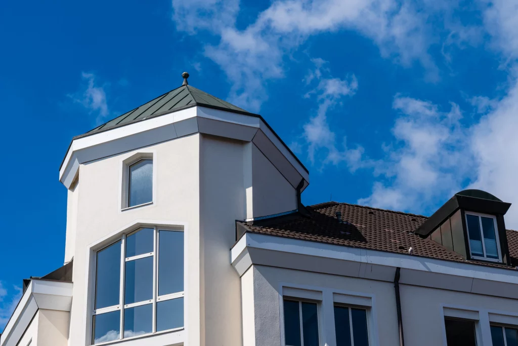 Fenster an einem Turm