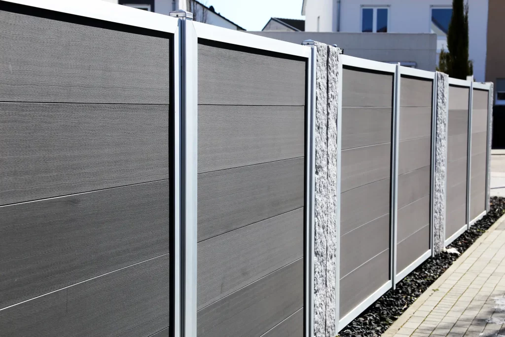 Gartenzaun Kosten » Was kostet ein neuer Zaun im Garten?