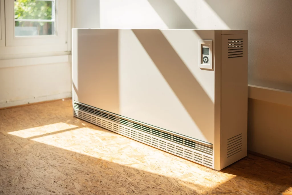 Alter Heizkörper in einer Wohnung