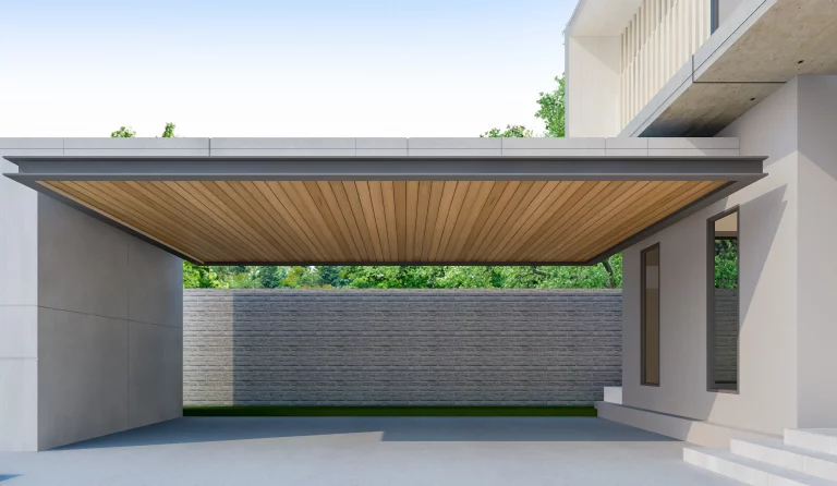 Ein moderner, an ein Einfamilienhaus angebauter Carport mit Holzdach
