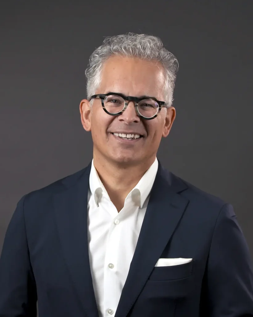 Profilbild von Stefan Zimmer, Vorstandsvorsitzender des Bundesverbandes der Hörsysteme-Industrie (BVHI)