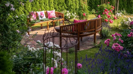 gartenarbeiten-im-juli