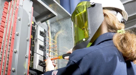psa-elektriker-und-arbeitskleidung