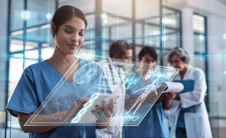 Ärztin in blauer Arbeitskleidung, arbeitet mit neuster Technologie
